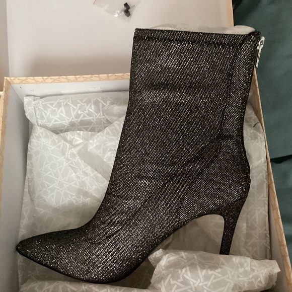 JEWEL BADGLEY MISCHKA EVA METALLIC BOOTIES NWT SZ 10 - Picture 12 of 14